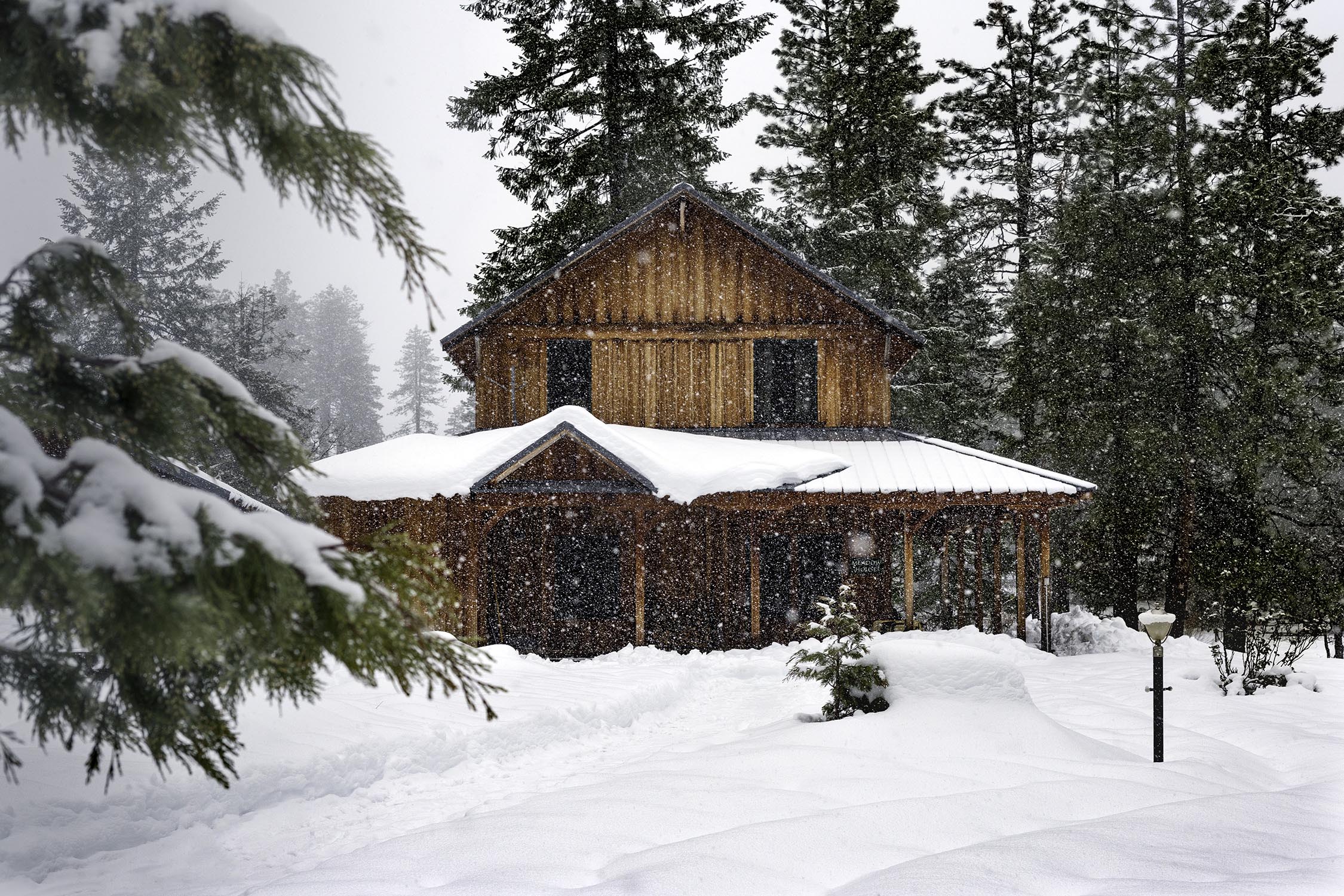Snowy Meadow house 3