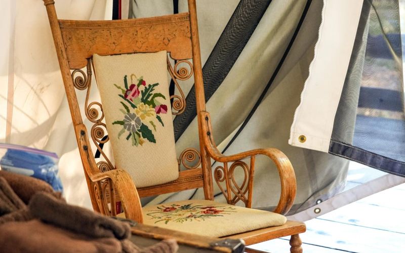 Wren wall tent rocking chair closeup