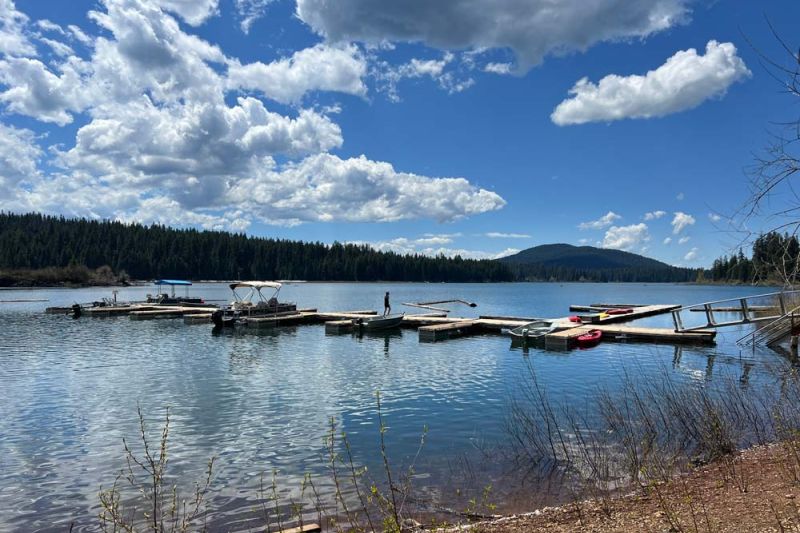 Fish Lake, Oregon photo by Robin Gotfrid