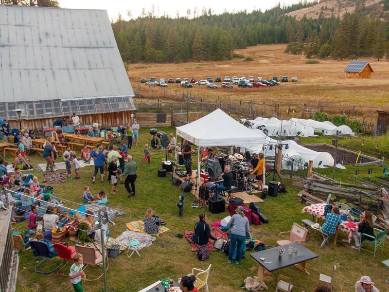 evening equinox party on the farm with live music