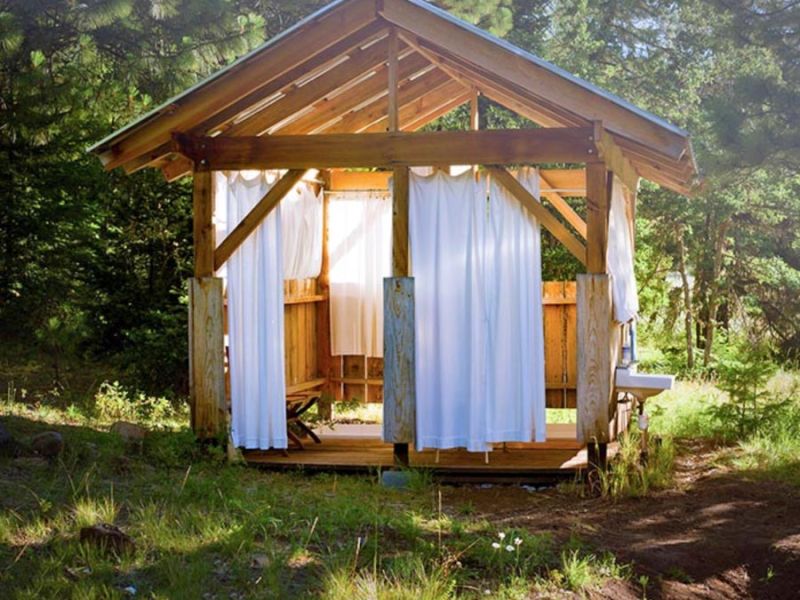 campground outdoor showers